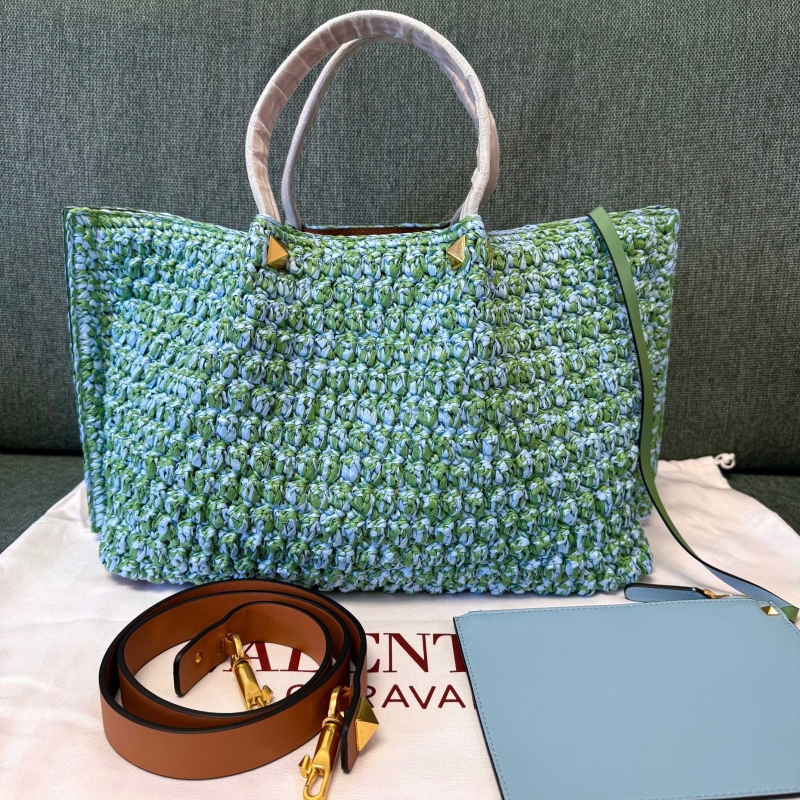 Va1e*ntin0 shopping bag